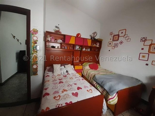 Imagen 5 de 10 de Rentahouse Vende El Trigal 22-431 Yudermy M . 0414-4115155