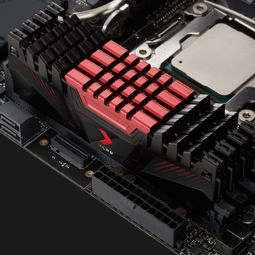 Imagen 4 de 5 de Memoria Ram Pny 16gb Xlr8 Ddr4 3200mhz 1x16 Super Disipada