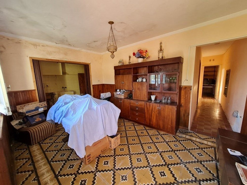 Imagen 4 de 19 de Casa A Reciclar En Excelente Ubicacion