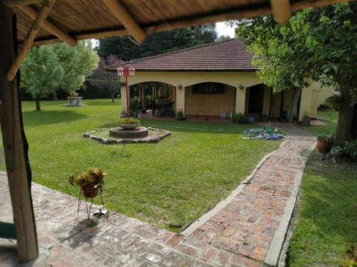 Imagen 2 de 30 de Casaquinta - Hermosa Casa Y Bellísimo Parque