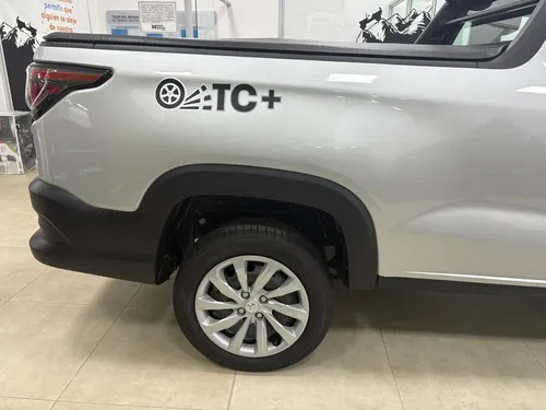 RAM 700 1.4 Slt