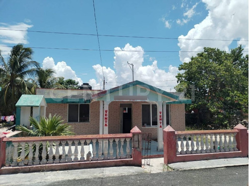 Casa En Venta En Zona Costera Para Remodelar, Río Lagartos, Yucatán.