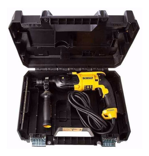 Imagen 3 de 3 de Rotomartillo electroneumático DeWalt D25133K amarillo y negro frecuencia de 50Hz con 800W de potencia 220V