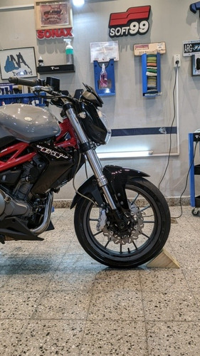 Imagen 14 de 15 de Benelli Tnt 300