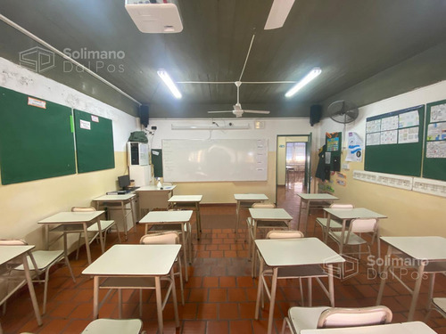 Local / Oficina / Instituto Educativo En Olivos