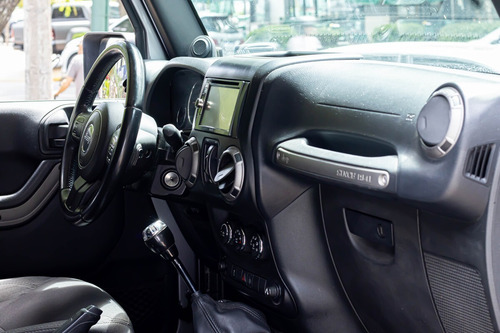 Imagen 10 de 13 de Jeep Wrangler Unlimited 3.6 2013 Manual Icimotors