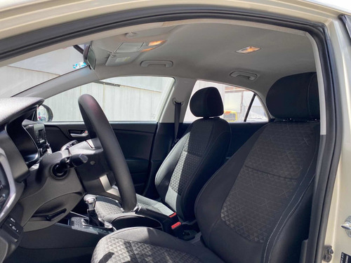 Imagen 11 de 11 de Kia Rio 2018 1.6 Lx Hchback At