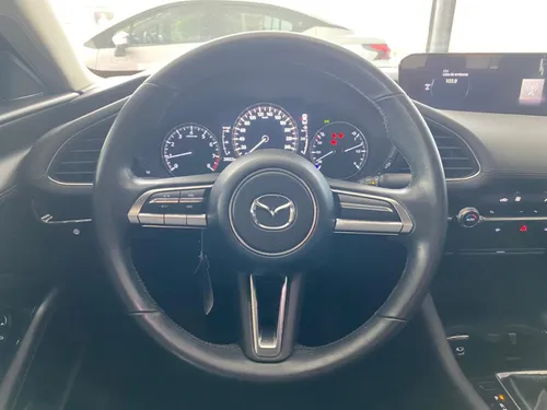 Mazda 3 2.0 Touring