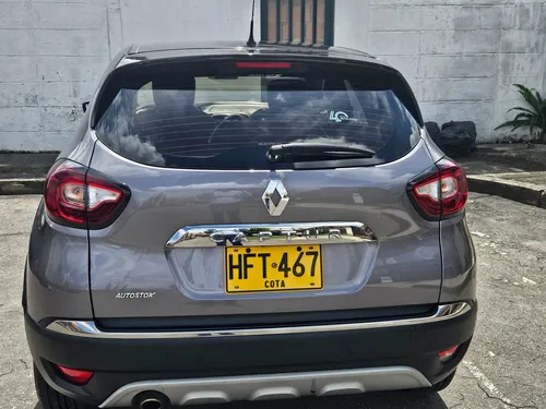 Renault Captur 2.0 Intens Automática