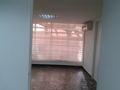 Imagen 3 de 7 de Oficina En Alquiler. Inf:04261696967, 02129536343