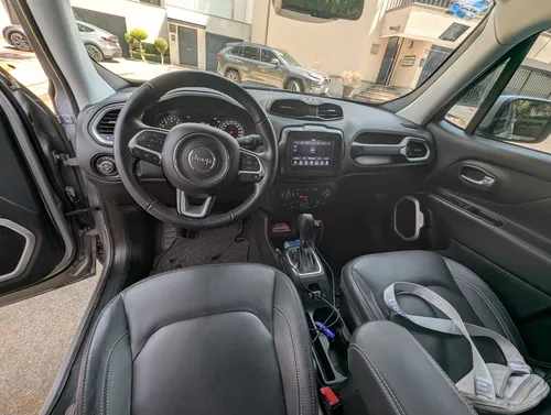 Jeep Renegade 1.8 Latitude 4x2 At
