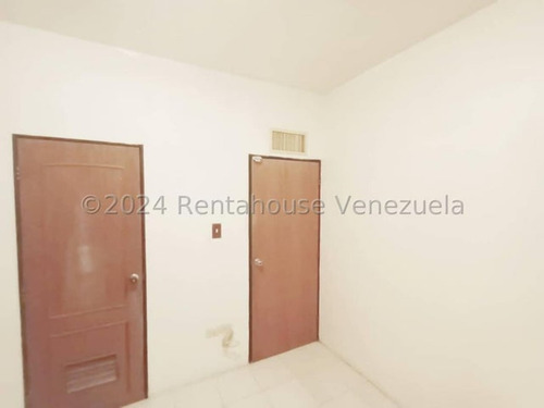 Milagros Inmuebles Apartamento Alquiler Barquisimeto Lara Zona Este Economica Residencial Economico Código Inmobiliaria Rent-a-house 25-5104