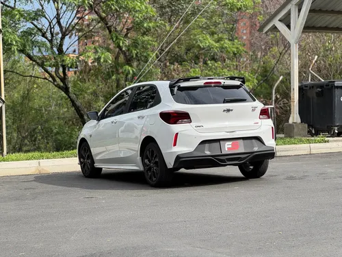 Chevrolet Onix 1.0T Rs Mt