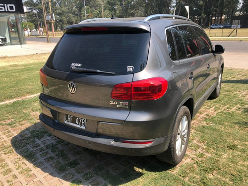 Imagen 3 de 6 de Volkswagen Tiguan 2.0 Sport & Style 2012