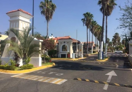 Imagen 1 de 14 de Gran Portunidad Esta Casa Puede Ser Tuya, Casa En Urbi Quint