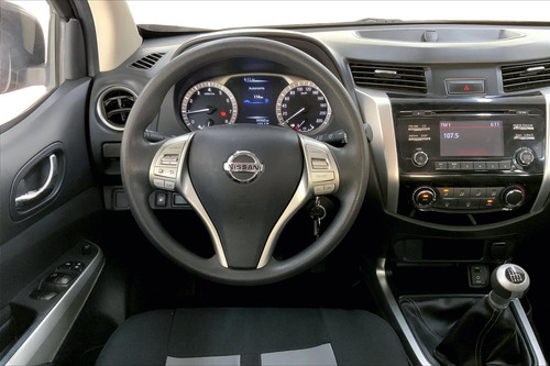 Imagen 5 de 25 de Nissan Np300 Frontier 4 Pts Le, L4, 25l, Tm6, A/ac, Ve, Ba