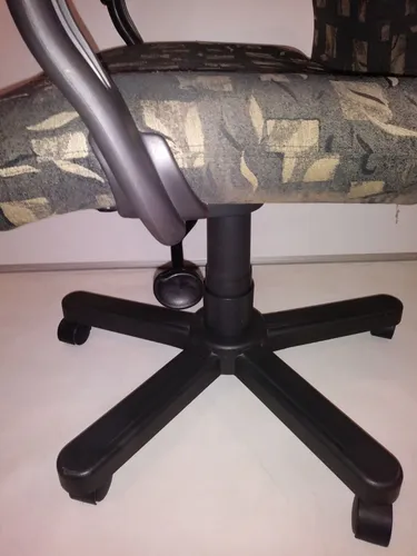 Knoll bulldog online chair
