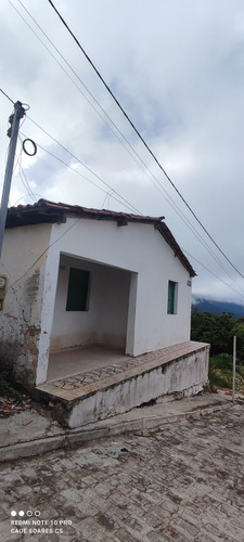 Casa Com 2 Quartos 1 Banheiro