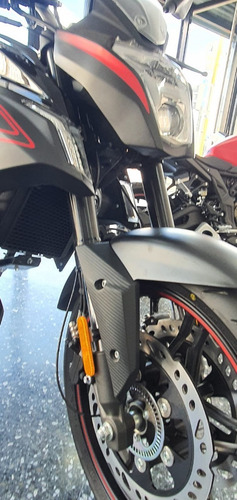 Imagen 9 de 16 de Voge 300 R Street 0km No Ktm No Versys Kova Motorcycle