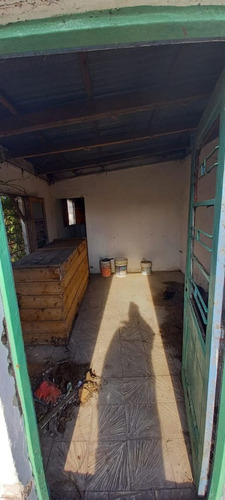 Imagen 3 de 11 de Casa A Refaccionar Sobre Lote En Esquina - Los Hornos