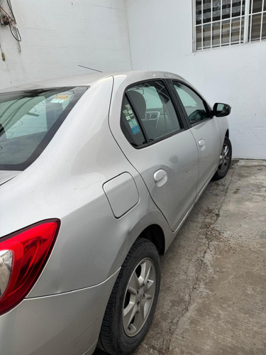 Renault Logan 1.6 Dynamique Mt