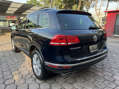 Volkswagen Touareg 3.0 V6 Tdi At