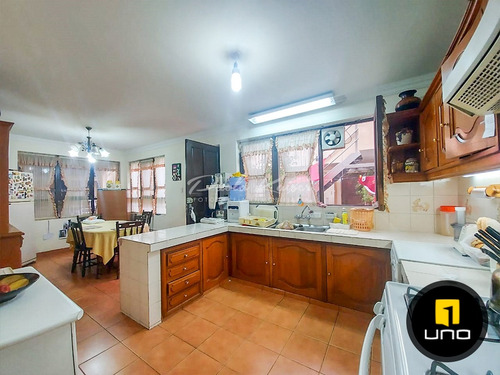 Imagen 4 de 14 de Casa Comercial En Venta Sobre Avenida Melchor Urquidi