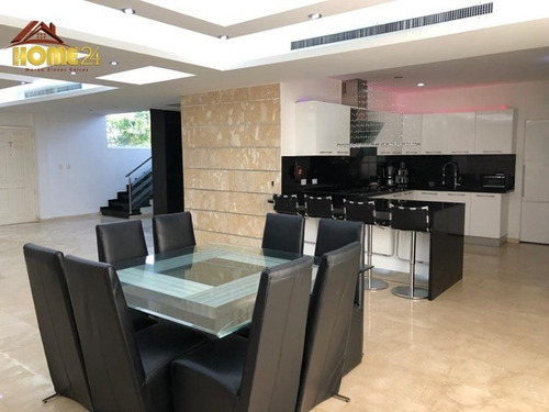 Imagen 3 de 14 de Exclusivo Town House