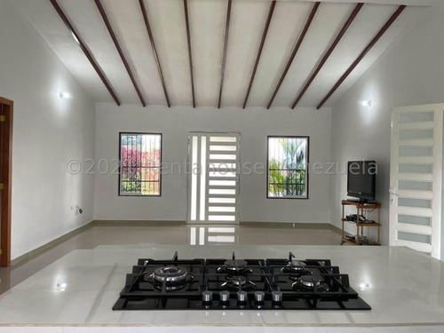 Imagen 5 de 18 de Gustavo Zavala Rentahouse 22-10056