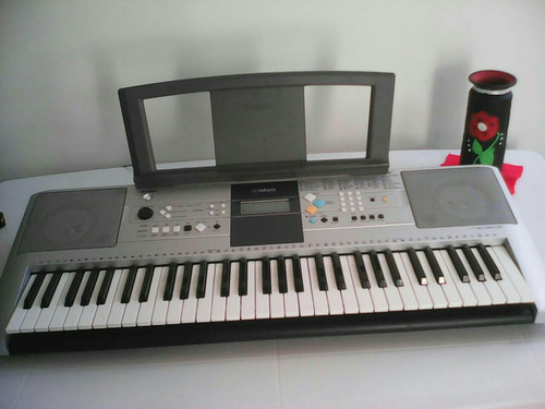 Teclado Yamaha Psr E 323