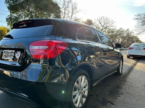 Imagen 19 de 24 de Mercedes Benz A200 Style 1.6 T De 156cv U/mano 49.000km 2013