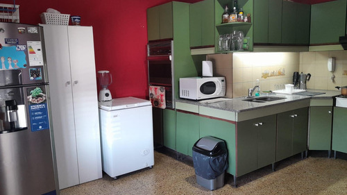 Venta De Ph Con Local Comercial / Vivienda Familiar