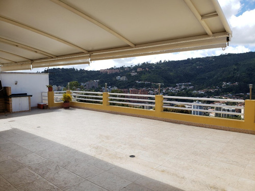 Los Naranjos Del Cafetal Imponente Vista 9 Años De Construcción Pisos Y Escaleras De Mármol Tanque 20.000lts Calle Privada Vigilancia 410mts 4h/6b/4p Imponente Cocina