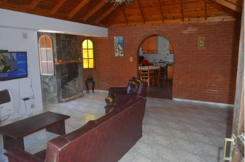 Imagen 2 de 13 de Casa 5 Ambientes Para 6 Personas