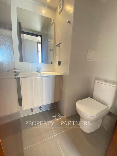 Arriendo Departamento Almagro Avenida Brasil Con V...
