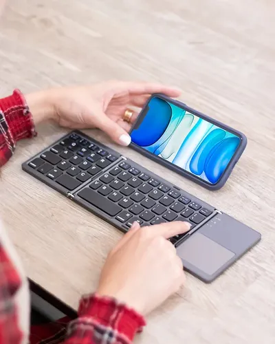 Mini Teclado Bluetooth Plegable Ultrafino Con Panel Táctil G