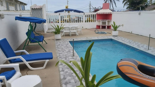 Imagen 2 de 16 de Vendo Villa 2 Plantas Salinas, Puerto Lucía, Con Piscina Y Garaje Privado, Amoblada, 3 Dormitorios, 3 Baños, Sala Comedor Cocina, Aires Acondicionados, Televisores, Camas, Porche Con Hamacas, Barbecue