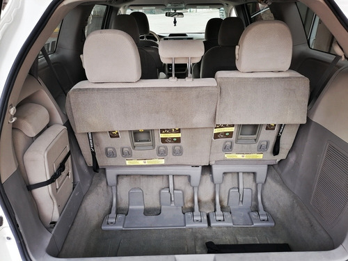 Imagen 13 de 14 de Toyota Sienna 2014 3.5 Le V6/ At