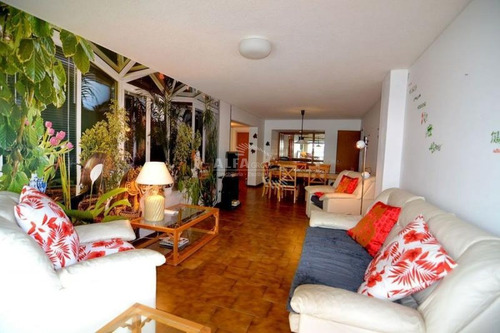 Imagen 3 de 12 de Apartamento Frente Al Mar En Alquiler Anual
