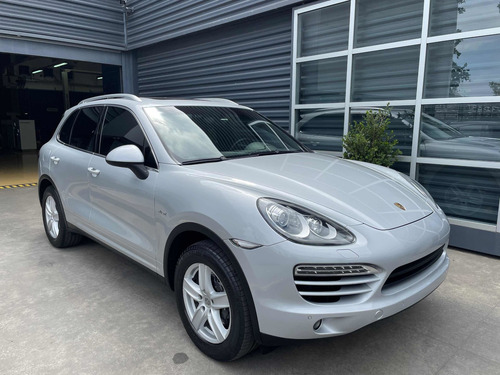 Imagen 14 de 15 de Porsche Cayenne 2012 3.0 Diesel 245cv (958)