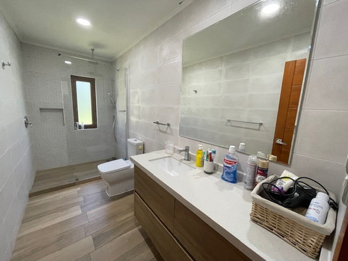 Vende Espectacular Parcela Con Casa Soleada, Sector Chamiza,