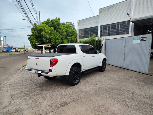 Mitsubishi L200 3.2 Triton Hpe Cab. Dupla 4x4 Aut. 4p