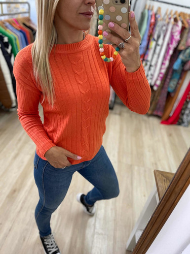 Imagen 9 de 10 de Sweater Bremer Al Cuerpo Colores The Big Shop