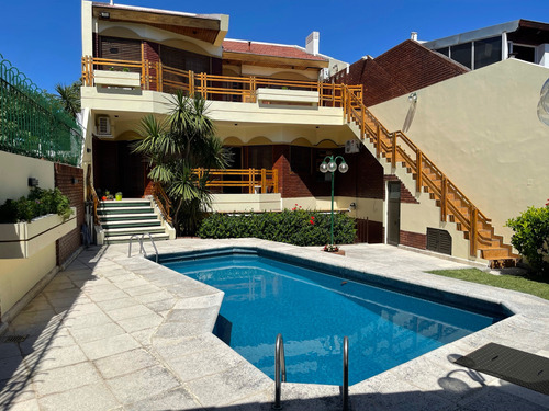 Casa Con Piscina 10 X 41