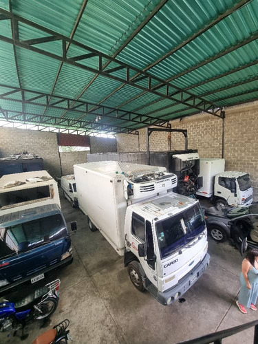 Galpón En Venta En Los Teques