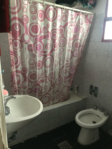 Casa 3 Ambientes Con Jardín En Vicente López