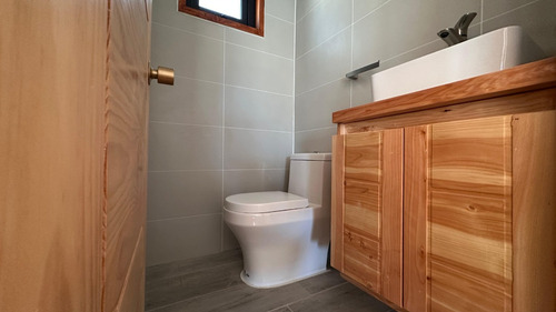Casa 210m2. Nueva. Loteo Claro De Luna, A 5 Min. De Pucón