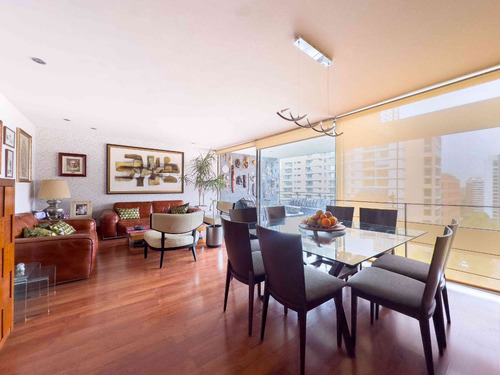 Modern Furnished Flat, 3 Bedrooms, Next To Militares Riesco