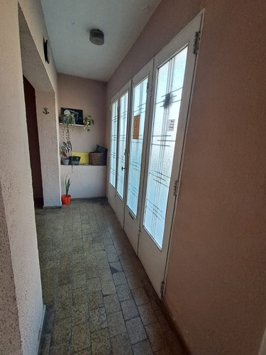 Casa 3 Ambientes C/ Garage, Patio, Jardin Y Terraza X T/ Sup.