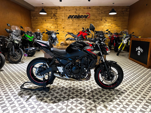 Kawasaki Z 650 (z650) *olivos* *impecable*